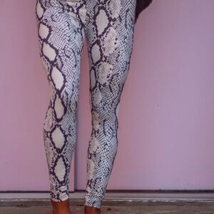 Snakeskin Print Leggings